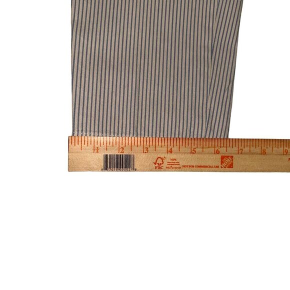 5 for $40
Talbots relaxed chino sz 6p blue pin striped beige capris - Picture 9 of 11